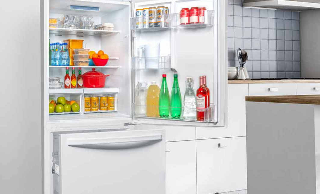 Danby Dbm187E1Wdb Designer 18.7 Cu. Ft. Apartment Fridge White