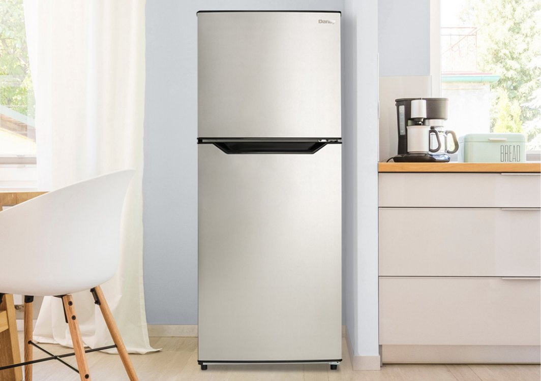 Danby Dff101B1Bssdb 10.1 Cf 2-Door Auto-Defrost Refrigerator