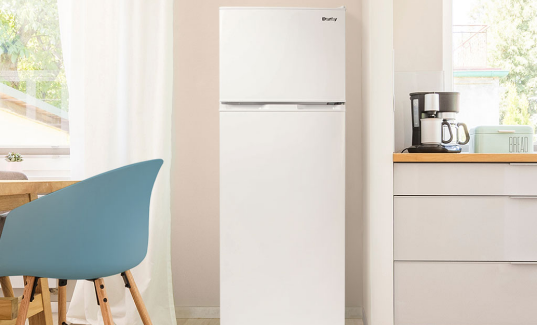Danby Dpf074V1Wdb-6 7.4 Cf 2-Door Auto-Defrost Refrigerator