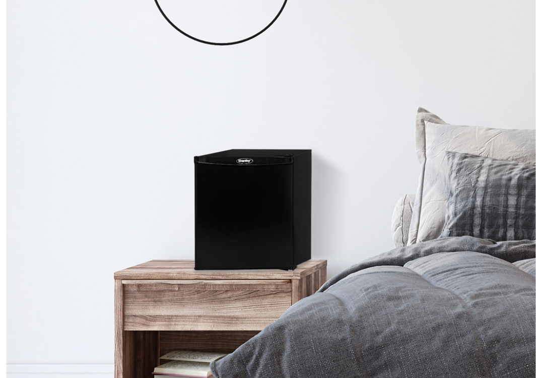 Danby Dar010A1Bdb 0.7 Cu. Ft. Countertop Microwave Black