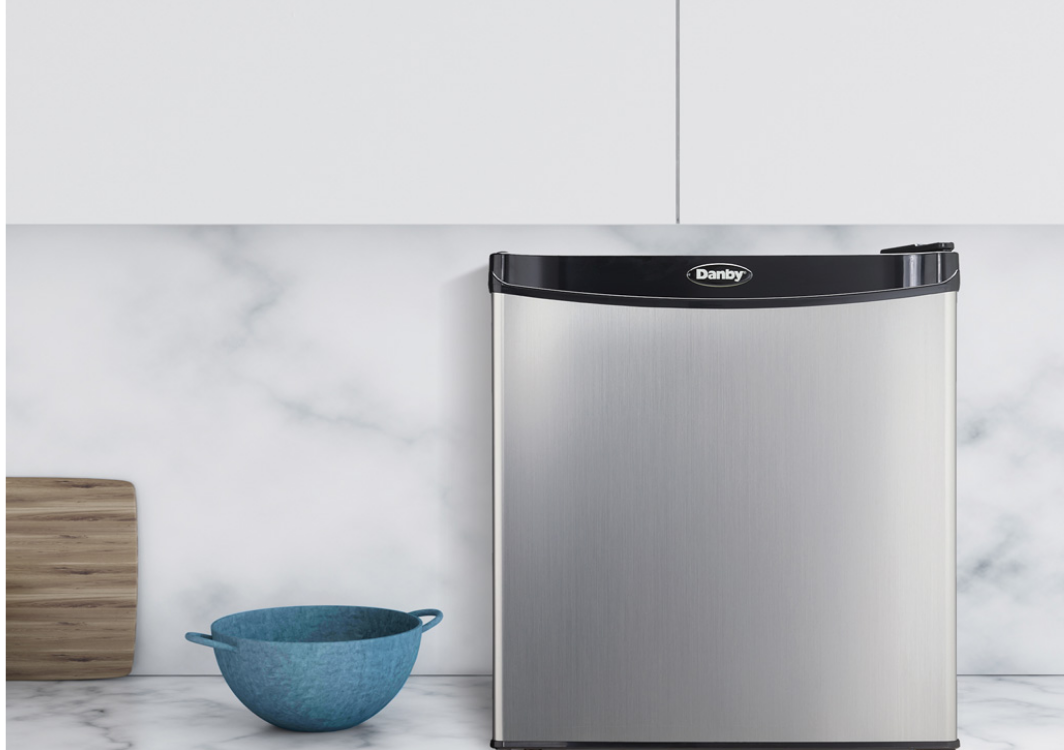 Danby Dar016A1Bsldb 1.6 Cu. Ft. Compact Fridge Stainless Steel