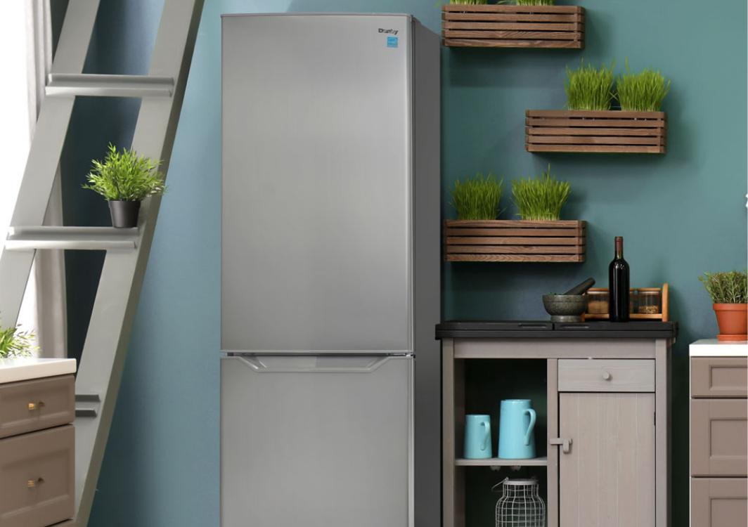 Danby Dbmf100B1Sldb 10 Cf 2-Door Auto-Defrost Refrigerators