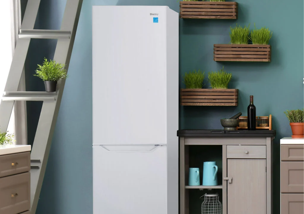 Danby Dbmf100B1Wdb 10 Cf 2-Door Auto-Defrost Refrigerator