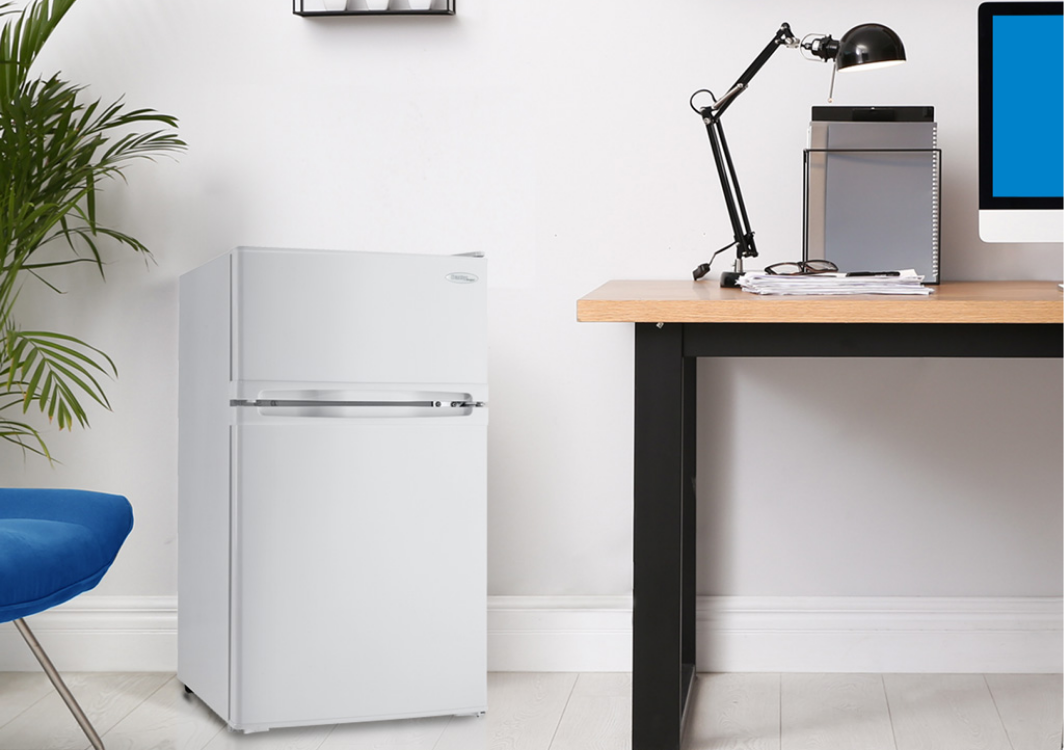Danby Dcr031B1Wdd 3.1 Cu. Ft. 2-Door Compact Fridge White