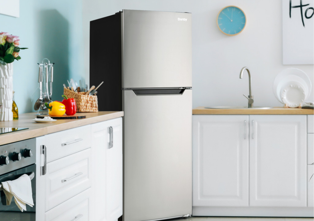 Danby Dff101B1Bsldb 10.1 Cf 2-Door Auto-Defrost Refrigerator