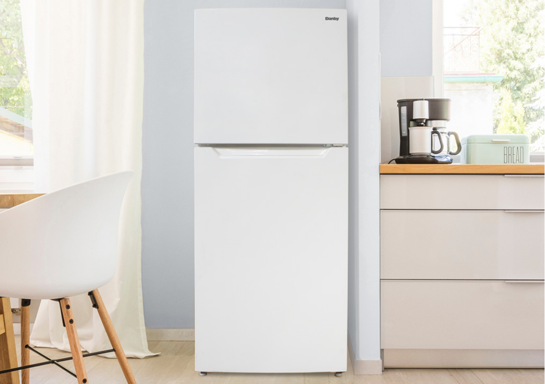Danby Dff116B1Wdbr 12 Cf 2-Door Auto-Defrost Refrigerator