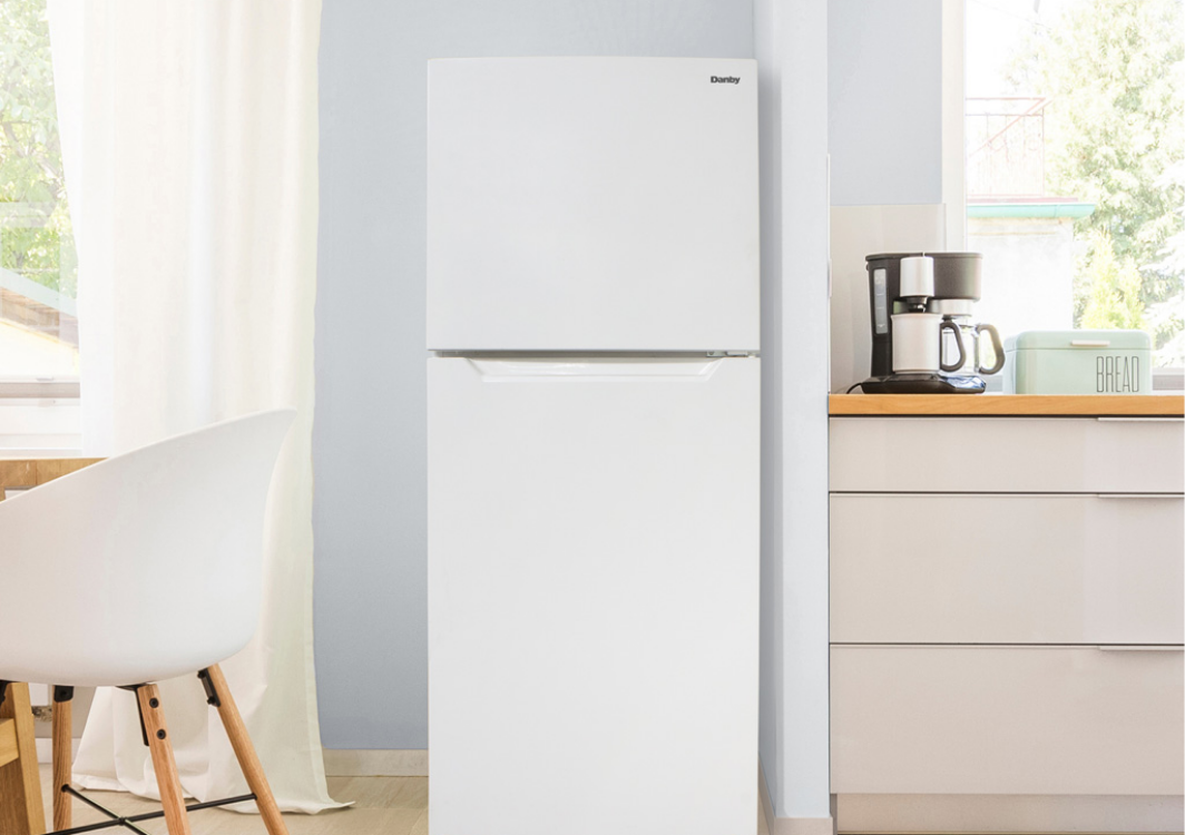 Danby Dff142E1Wdb 14.2 Cf 2-Door Auto-Defrost Refrigerator